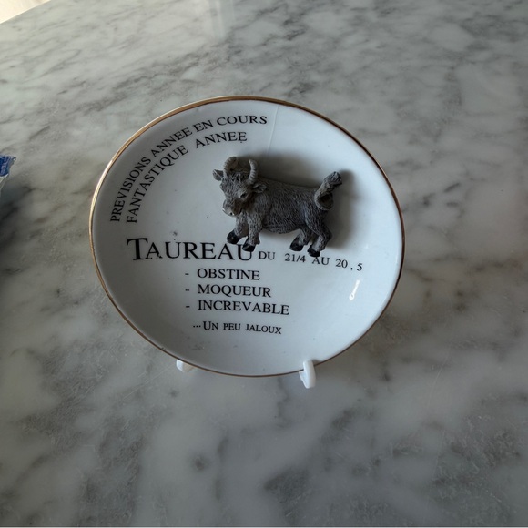 Taurus Decor Plate - Picture 1 of 2